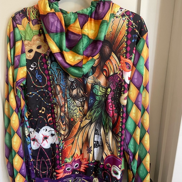 Mar-di-gras hoodie. bought as a small but could be a med..never worn. - Picture 2 of 4